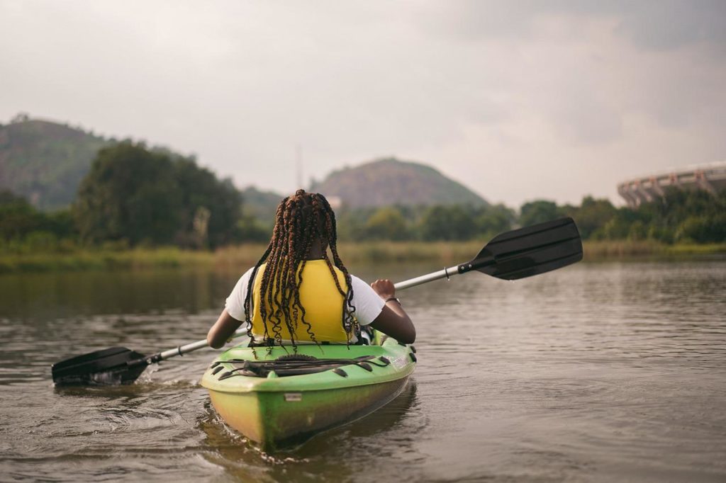 kayak, kayaking, paddle-5543935.jpg